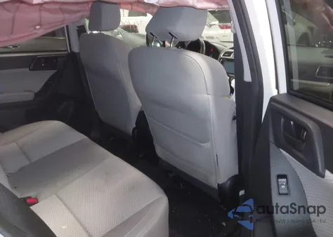 2017 Subaru Forester 2.5I Premium из США, поврежденный, VIN JF2SJAEC0HH413162